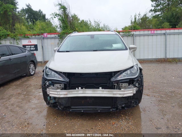 2C4RC1EG0HR757007 Chrysler Pacifica Touring-l Plus