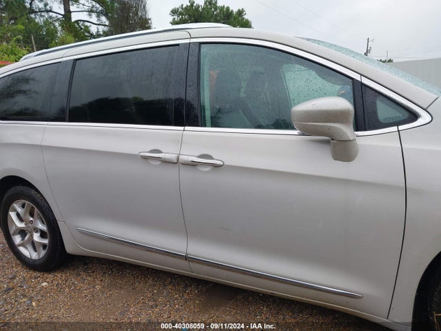 2C4RC1EG0HR757007 Chrysler Pacifica Touring-l Plus
