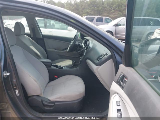 KNAGM4A78F5572674 KIA Optima Lx