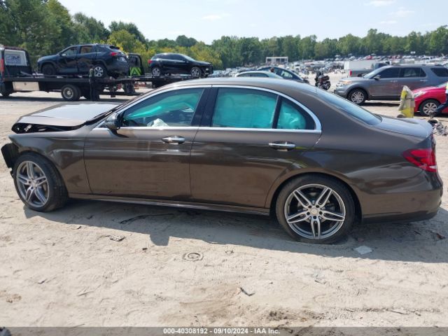 WDDZF4JB4HA065765 Mercedes-Benz E 300