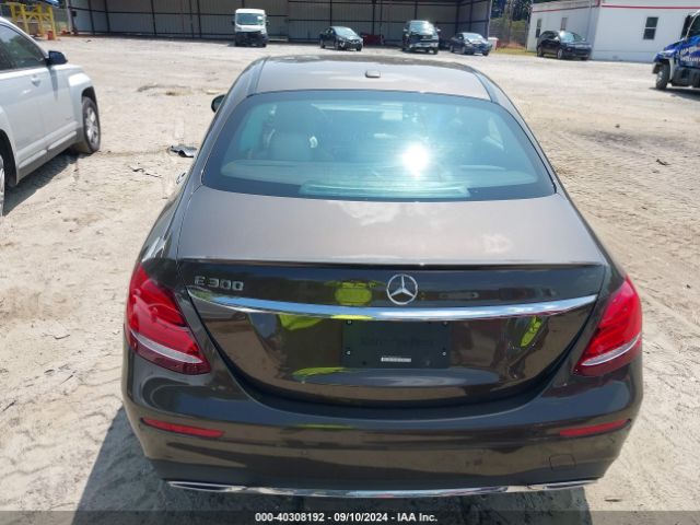 WDDZF4JB4HA065765 Mercedes-Benz E 300