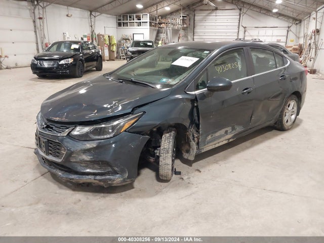 Chevrolet Cruze Lt Auto 2018 1G1BE5SM5J7171612 Image 2