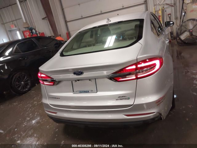 3FA6P0MUXKR273863 Ford Fusion Hybrid Sel