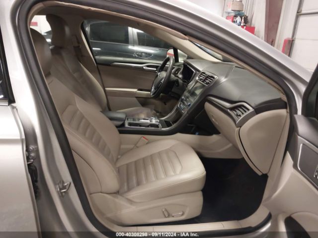 3FA6P0MUXKR273863 Ford Fusion Hybrid Sel