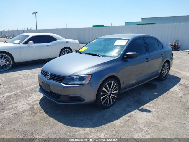 3VW2K7AJXEM356122 Volkswagen Jetta 2.0l S