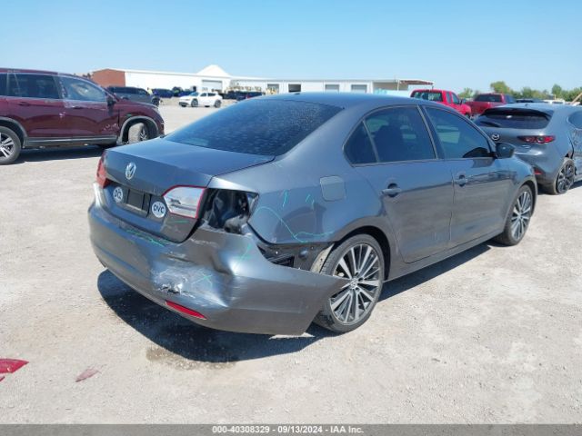3VW2K7AJXEM356122 Volkswagen Jetta 2.0l S