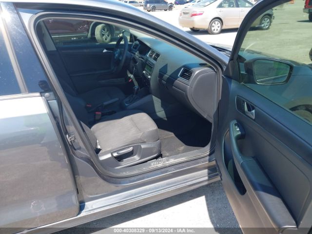 3VW2K7AJXEM356122 Volkswagen Jetta 2.0l S
