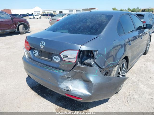 3VW2K7AJXEM356122 Volkswagen Jetta 2.0l S
