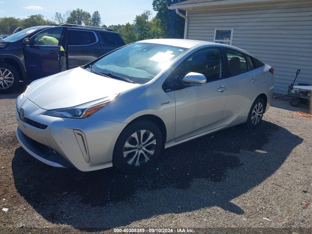 Toyota Prius Le 2019 JTDL9RFUXK3005435 Image 2