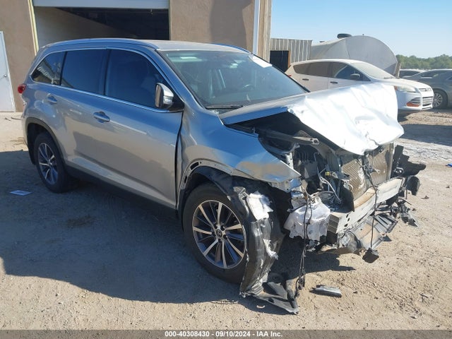 Toyota Highlander Xle 2019 5TDJZRFH0KS572553 Image 1