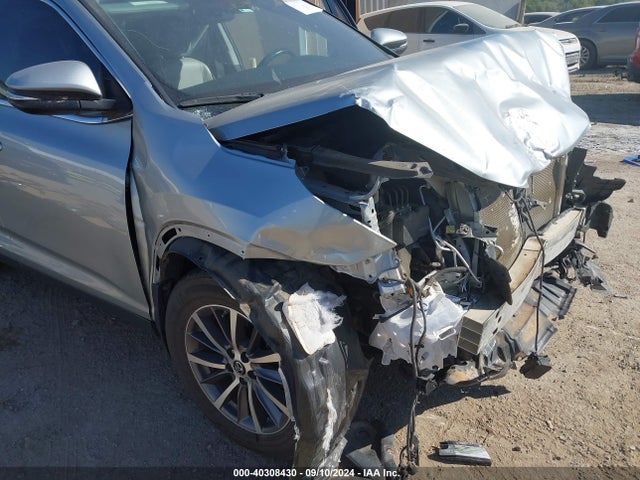 Toyota Highlander Xle 2019 5TDJZRFH0KS572553 Image 6