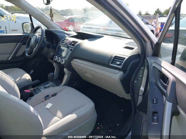 Subaru Forester 2.5i Premium 2016 JF2SJADC6GH549215 Image 5