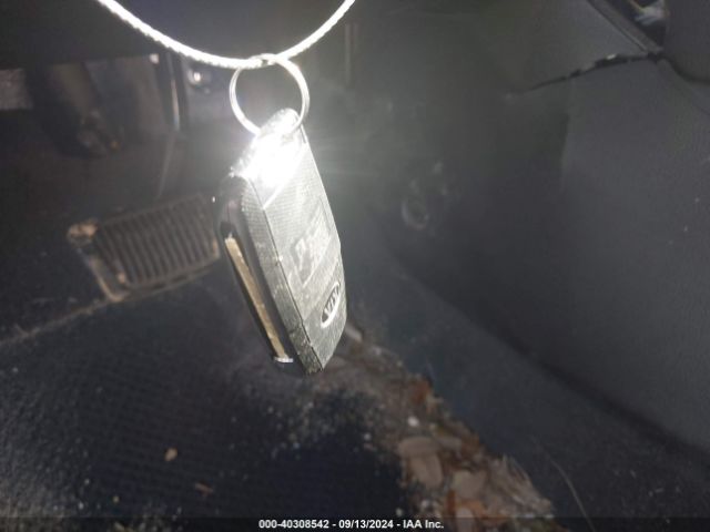 3KPA24AD8ME406547 KIA RIO S