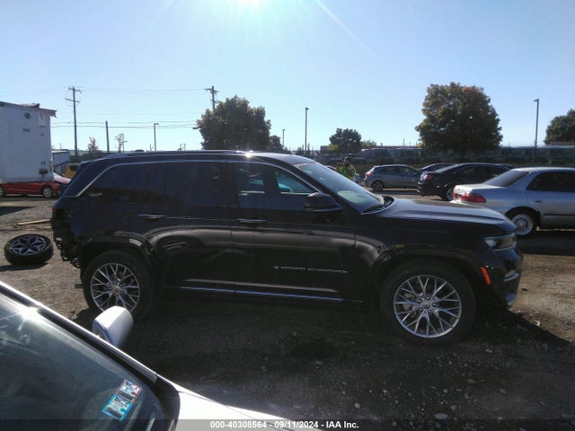 1C4RJHEG8P8768913 Jeep Grand Cherokee Summit 4x4