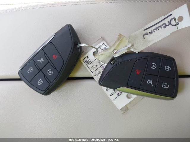 LRBFZNR40ND027930 Buick Envision Fwd Essence