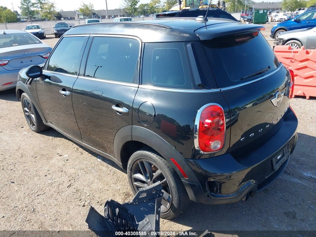 2013 MINI COUNTRYMAN WMWZC3C56DWP23164 Photo 2