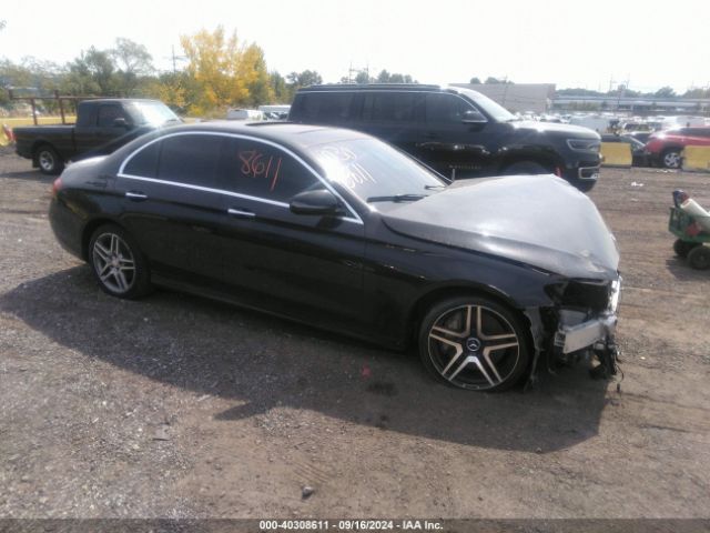 WDDZF4KB3HA029841 Mercedes-Benz E 300 4matic