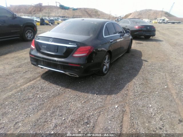 WDDZF4KB3HA029841 Mercedes-Benz E 300 4matic