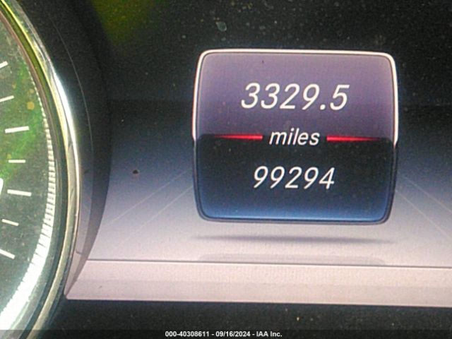 WDDZF4KB3HA029841 Mercedes-Benz E 300 4matic