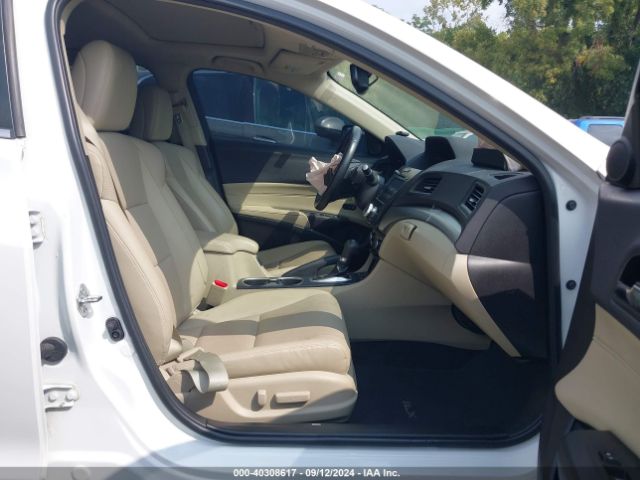 19UDE2F79HA016725 Acura Ilx Premium Package/technology Plus Package