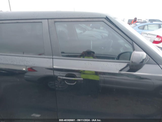 KIA Soul 2018 KNDJN2A27J7896534 Image 13