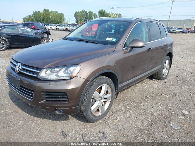 WVGEP9BP8ED008665 Volkswagen Touareg Tdi Lux