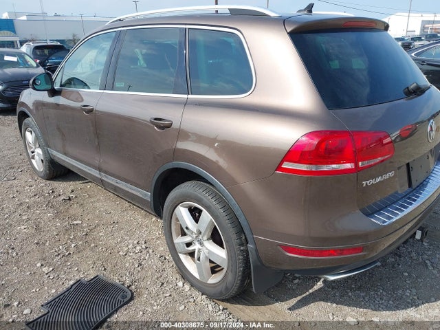 WVGEP9BP8ED008665 Volkswagen Touareg Tdi Lux