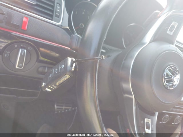 3VW4T7AJ9HM318794 Volkswagen JETTA GLI