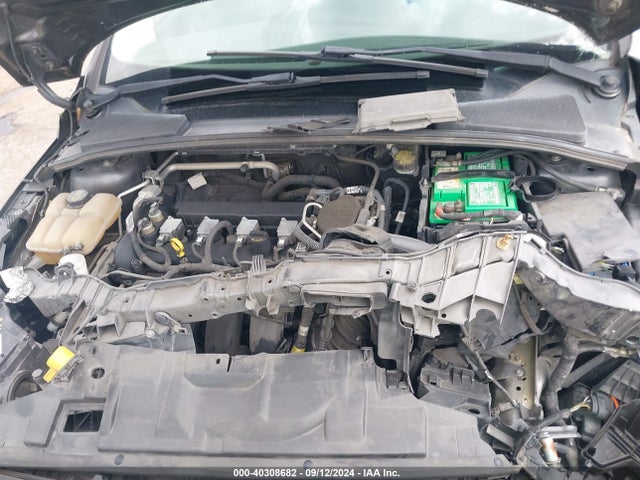 Ford FOCUS SE 2016 1FADP3K28GL252851 Image 10