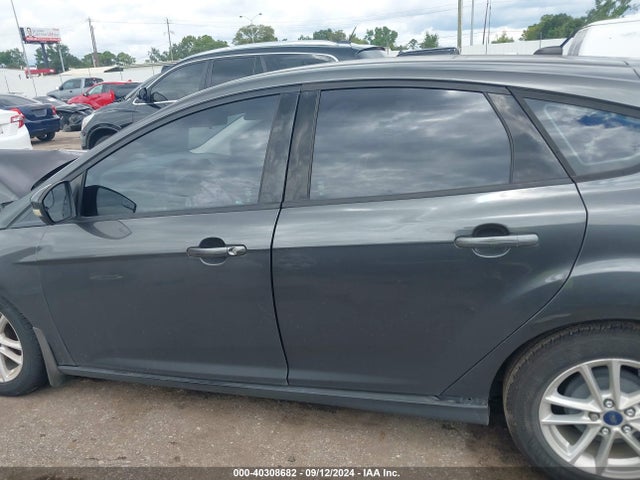 Ford FOCUS SE 2016 1FADP3K28GL252851 Image 14