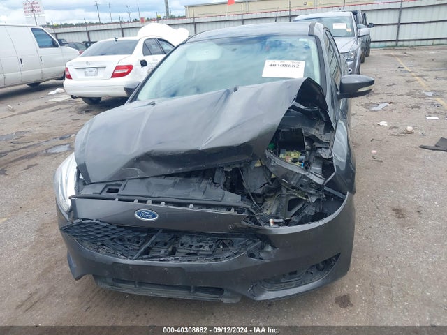Ford FOCUS SE 2016 1FADP3K28GL252851 Image 6