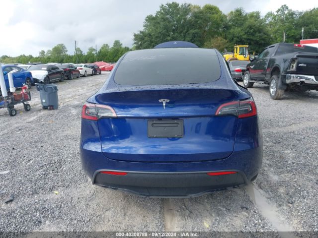 7SAYGDED6RF091083 Tesla Model Y