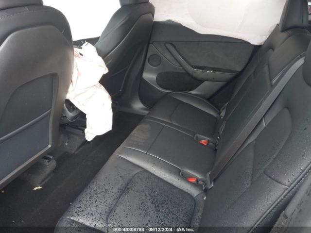 7SAYGDED6RF091083 Tesla Model Y