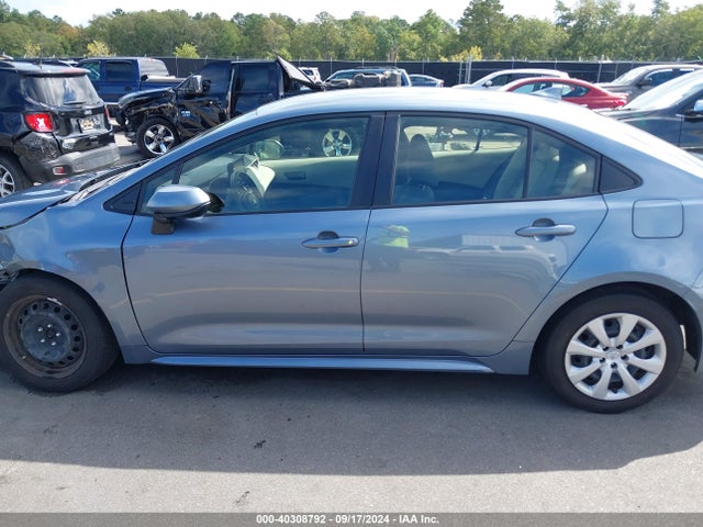 Toyota COROLLA LE 2022 JTDEPMAE5NJ200036 Image 15