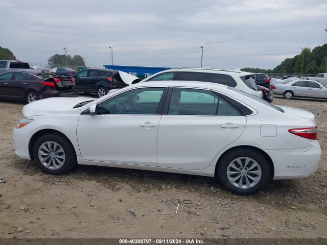 Toyota CAMRY LE 2017 4T1BF1FK8HU440070 Image 14