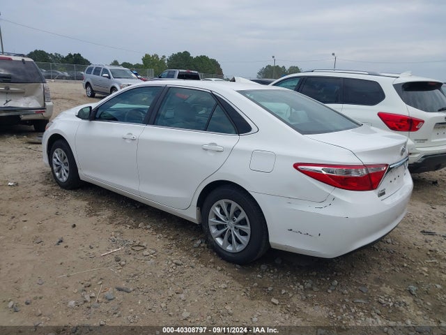 Toyota CAMRY LE 2017 4T1BF1FK8HU440070 Image 3