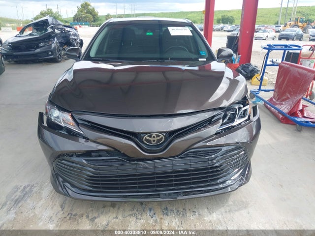 Toyota CAMRY LE 2020 4T1C11AK2LU900049 Image 12