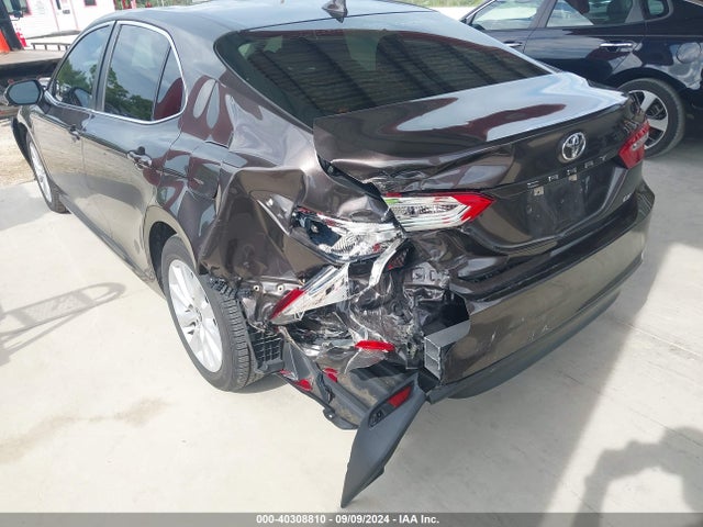 Toyota CAMRY LE 2020 4T1C11AK2LU900049 Image 6