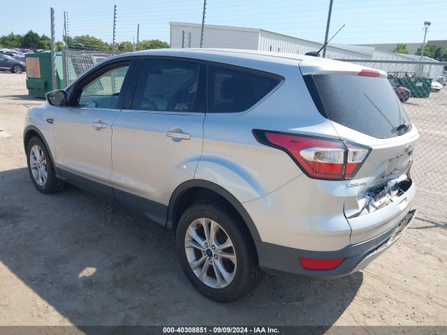 Ford ESCAPE SE 2017 1FMCU0GD7HUE09106 Image 3