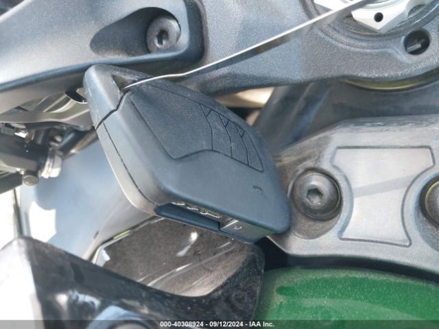 2022 KAWASAKI ZX1002 JKBZXVR18NA000282 Photo 10