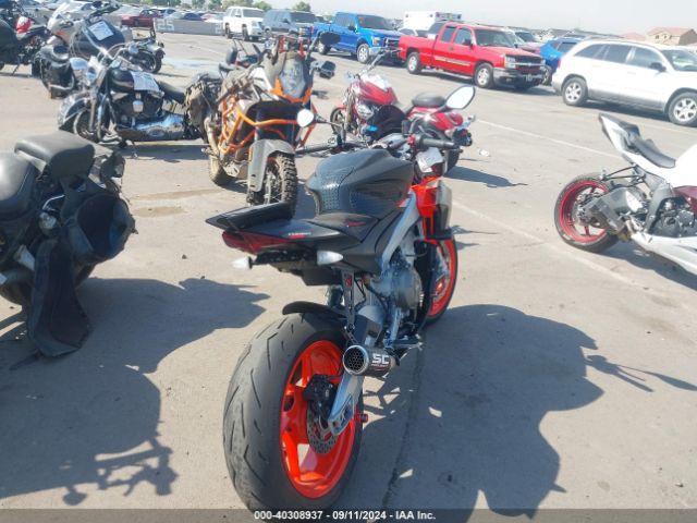 2021 APRILIA TUONO ZD4KSUE04MS000374 Photo 3