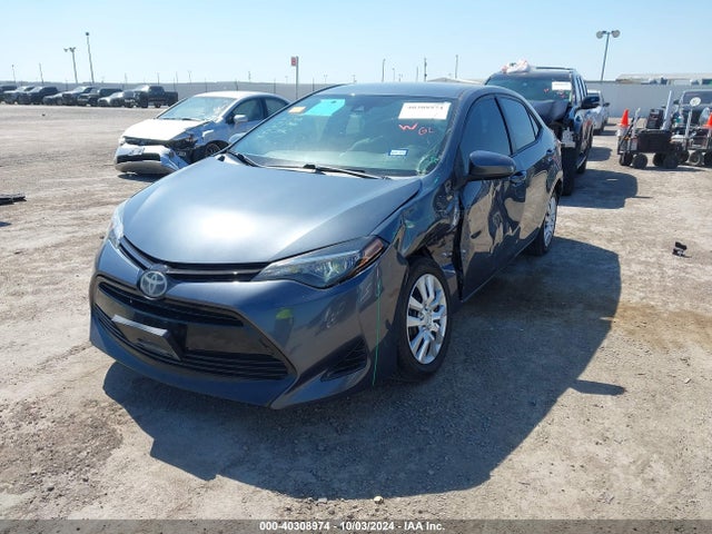 Toyota COROLLA LE 2017 5YFBURHE1HP667582 Image 2