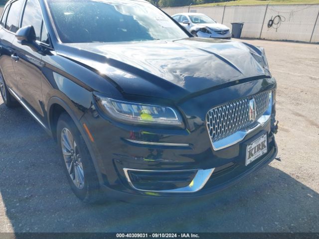 2LMPJ6J9XLBL13197 Lincoln Nautilus Standard