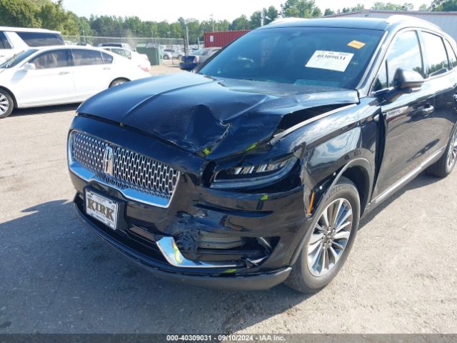 2LMPJ6J9XLBL13197 Lincoln Nautilus Standard