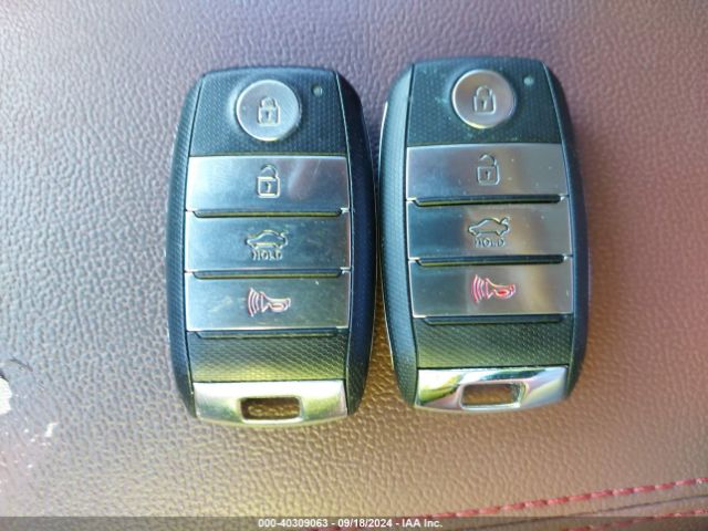 5XXGT4L17HG176233 KIA Optima Lx Turbo