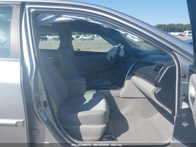 Toyota CAMRY LE 2016 4T4BF1FK2GR562833 Image 5