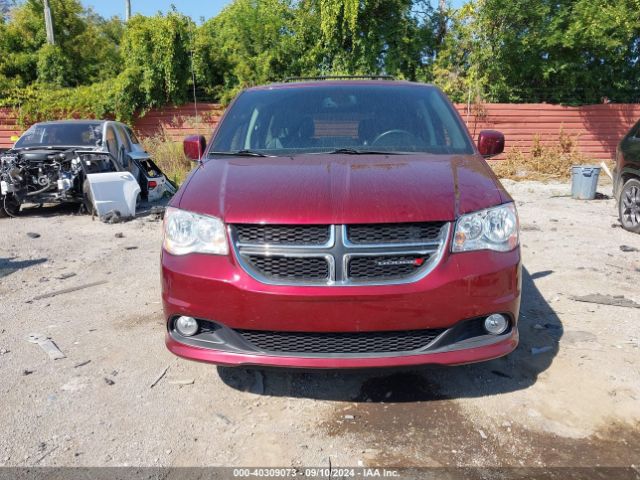 2C4RDGCGXJR329812 Dodge Grand Caravan Sxt