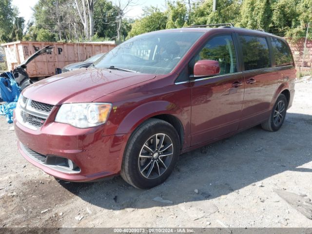 2C4RDGCGXJR329812 Dodge Grand Caravan Sxt