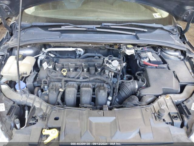 1FADP3J2XJL294253 Ford Focus Titanium