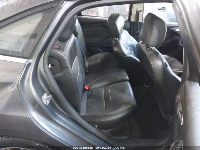 1FADP3J2XJL294253 Ford Focus Titanium